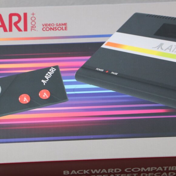 Atari 7800+ Video Game Console New Sealed Wireless CX78+ Gamepad Crystal Quest - Picture 10 of 10